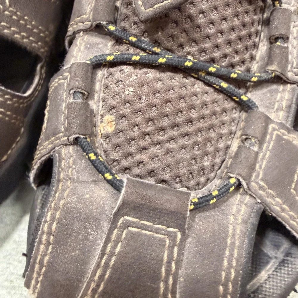 Teva Forebay Hiking Sandals Mens Size 11 Brown Closed Toe ShocPad Outdoor Trail